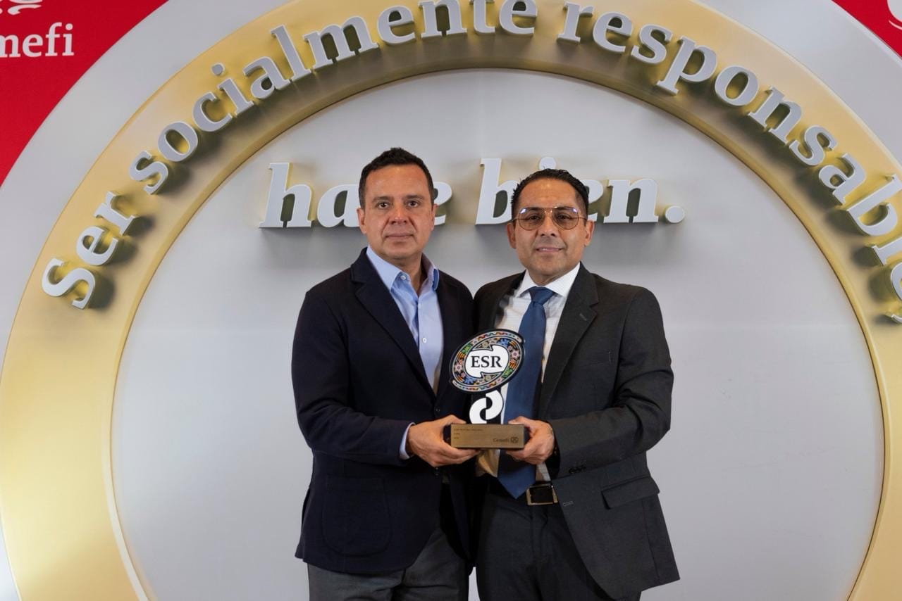 Cemento Cruz Azul y Club Cruz Azul reciben por cuarta ocasión el distintivo ESR imagen destacada