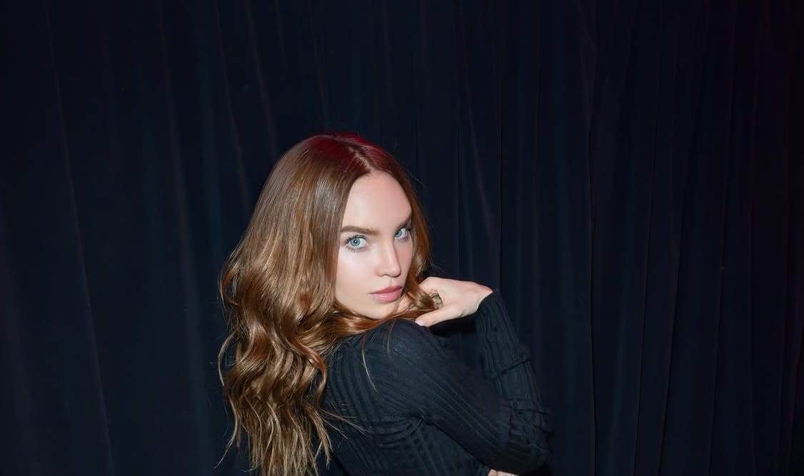 ¡Belinda cambió otra vez! La cantante ahora presume look pelirrojo imagen destacada